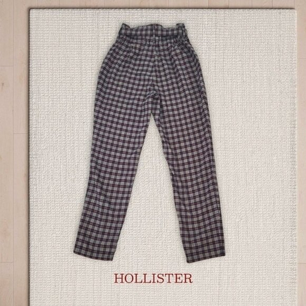 Hollister Ultra High Rise Retro Tapered Plaid Paperbag Trousers- New - Picture 5 of 9
